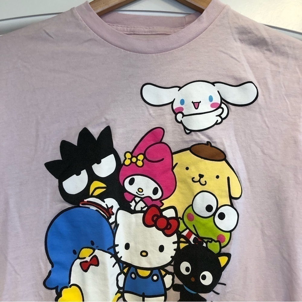Hello Kitty T-shirt, Pink, Medium - Picture 3 of 4